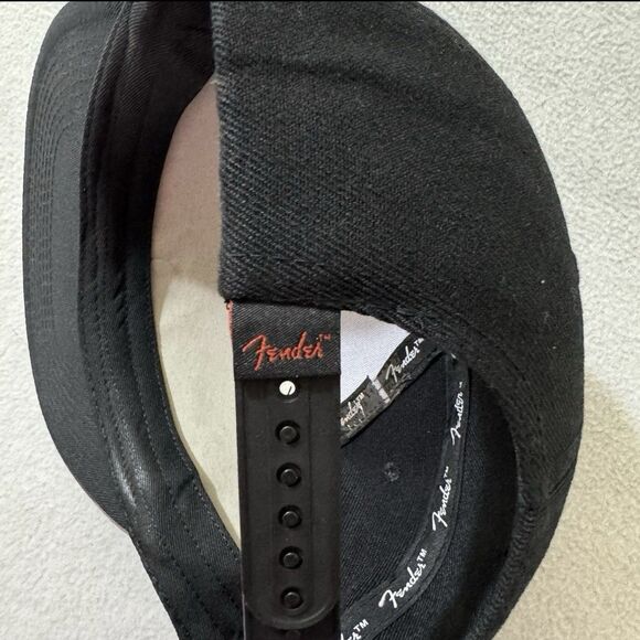 Fender Guitars Spaghetti Logo Black and Camo Flatbill Snapback Hat Cap NWT - Picture 8 of 10